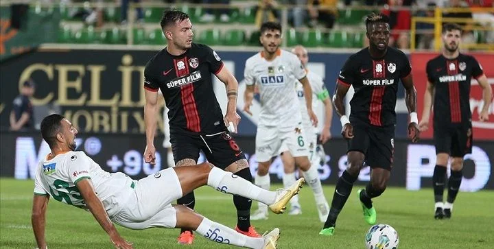 Умраниспор - Аланьяспор Умраниспор - Аланьяспор