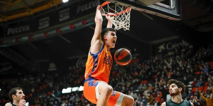 Бреоган - Валенсия Бреоган - Валенсия