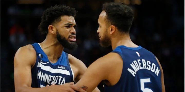 Миннесота - Финикс