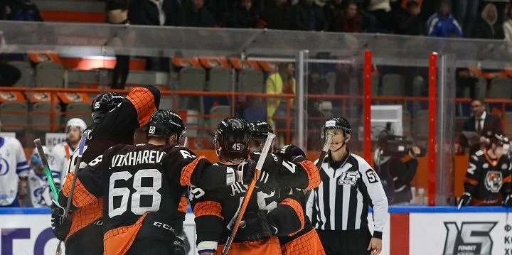 Амур - Трактор Амур - Трактор