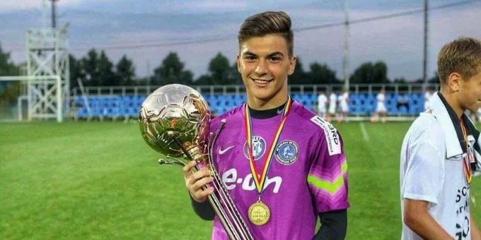 Университатя Клуж - Арджеш Университатя Клуж - Арджеш