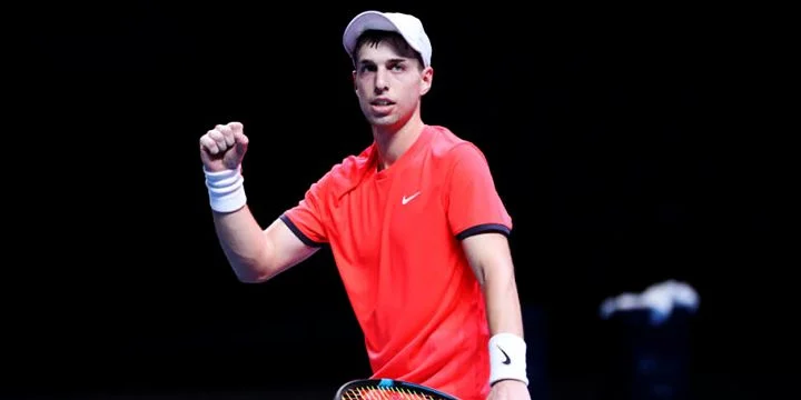 Джей Кларк - Адриан Андреев