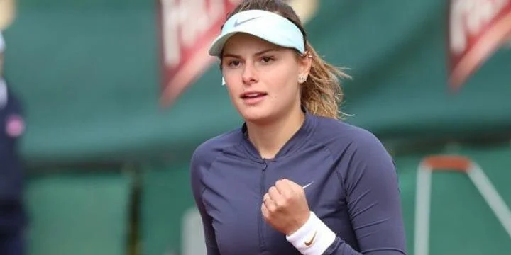 Катарина Завацкая - Маи Хонтама Катарина Завацкая - Маи Хонтама