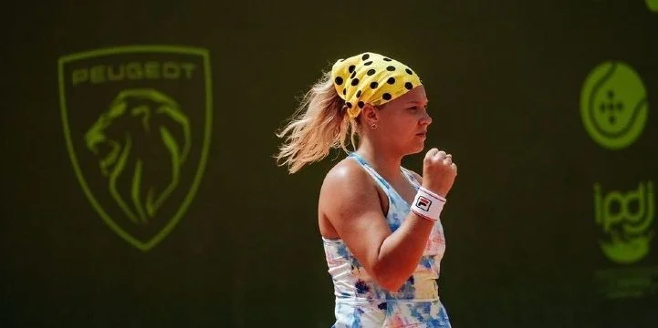 Диана Шнайдер - Данка Ковинич Диана Шнайдер - Данка Ковинич