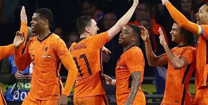 матч сенегал нидерланды. нидерланды 21. 21 11 2022 сенегал нидерланды. нидерланды прогресс. оранжевый футбол.