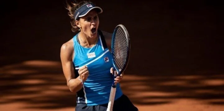 Мария Лурдес Карле - Бренда Фрухвиртова