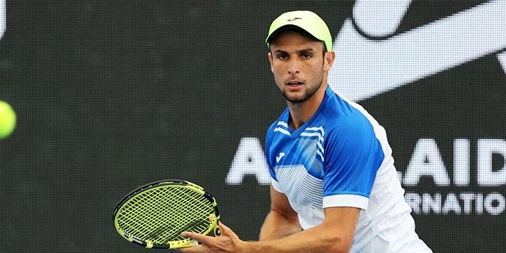 Александар Вукич - Евгений Карловский