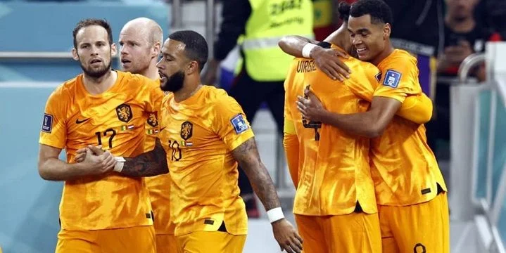 Нидерланды - Эквадор