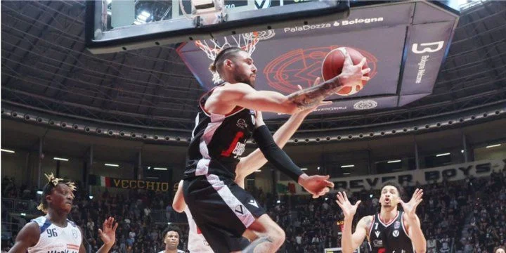 Црвена Звезда - Виртус