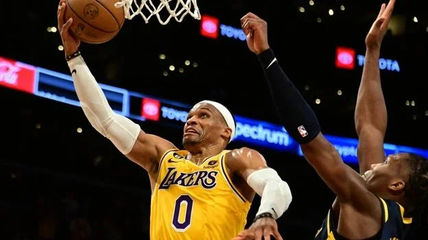 Милуоки - Лейкерс