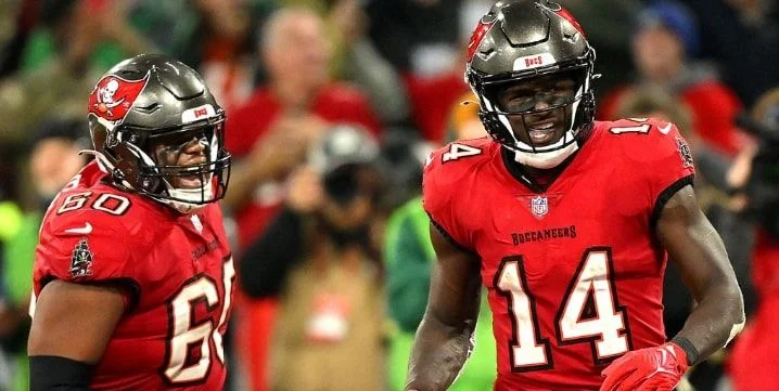 Тампа-Бэй - Новый Орлеан Тампа-Бэй - Новый Орлеан