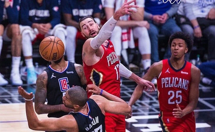 Нью-Орлеан - Детройт