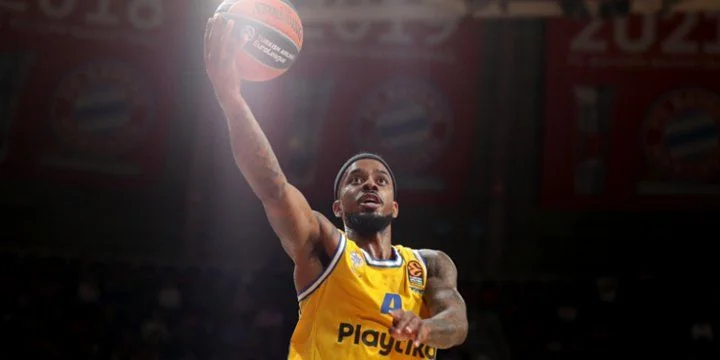 Маккаби Т-А - Валенсия