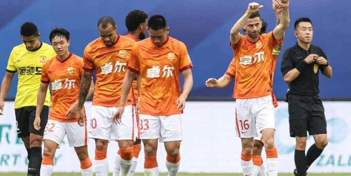 Цанчжоу - Ухань Цанчжоу - Ухань