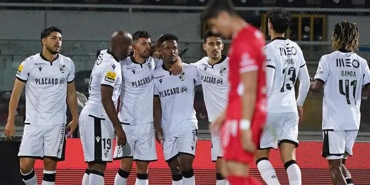 Боавишта - Витория Гимарайнш