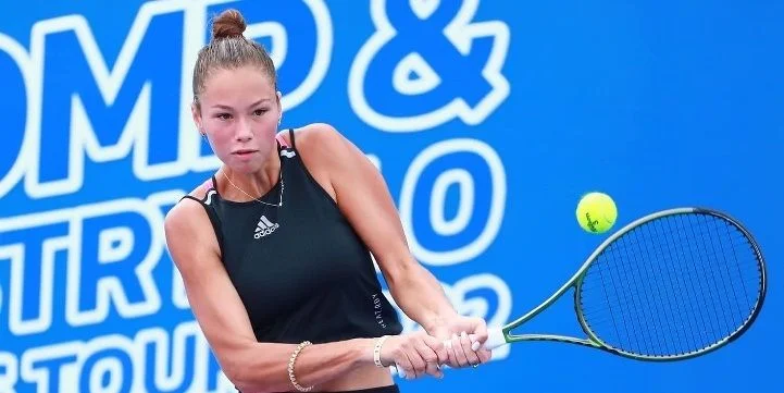 Чжан Шуай - Екатерина Рейнгольд