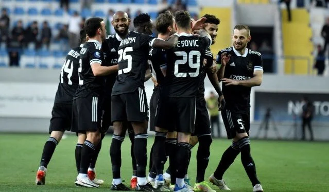 Байер - Цюрих