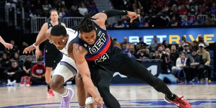 Детройт - Бруклин Нетс