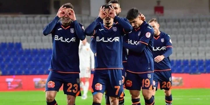 Умраниспор - Башакшехир