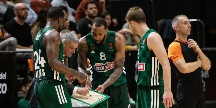 Анадолу Эфес - Панатинаикос