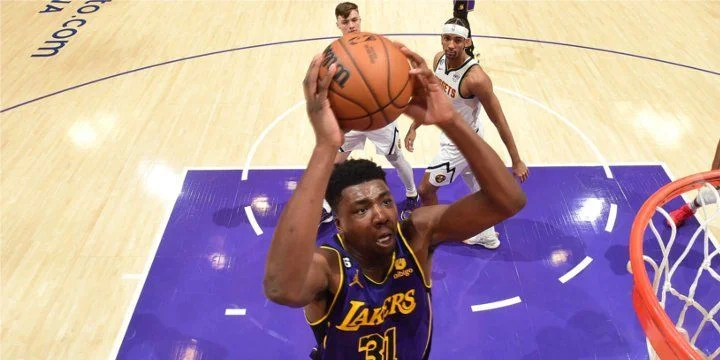 Лейкерс - Шарлотт