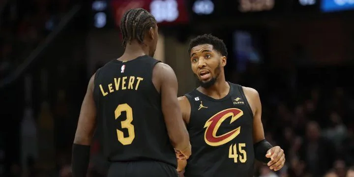 Кливленд - Торонто