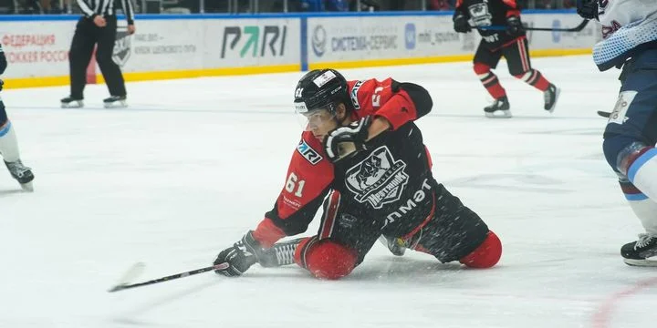 Нефтяник Ал - Ермак