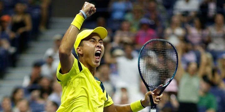 Ринки Хиджиката - Денис Шаповалов