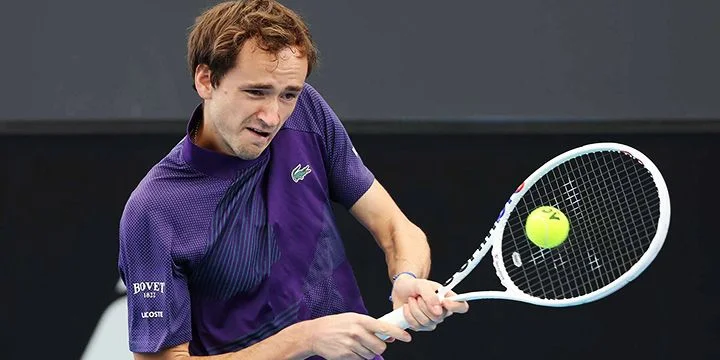 Даниил Медведев - Миомир Кечманович