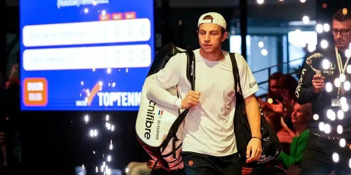 Марко Чеккинато - Таллон Грикспур