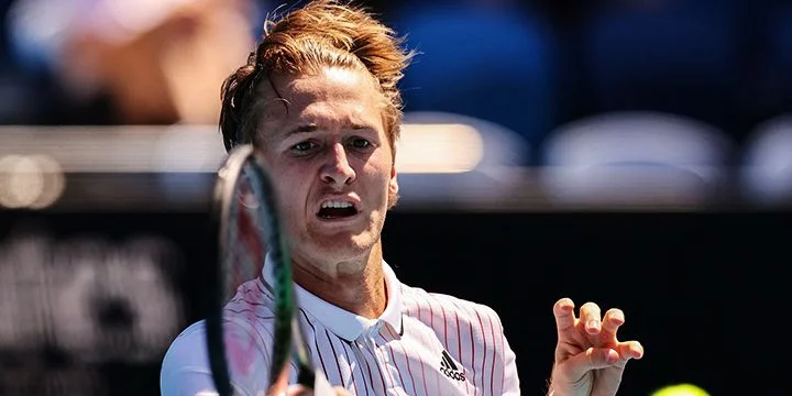 Себастьян Корда - Роберто Баутиста