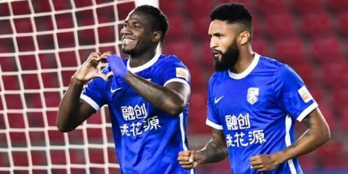 Ухань Три Таунс - Шаньдун Тайшань