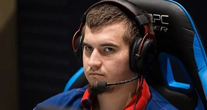 HellRaisers - One Move HellRaisers - One Move