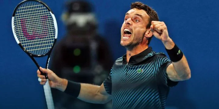 Танаси Коккинакис - Роберто Баутиста Танаси Коккинакис - Роберто Баутиста