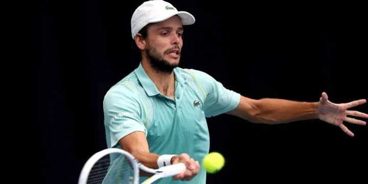 Томас Этчеверри - Грегуар Баррер