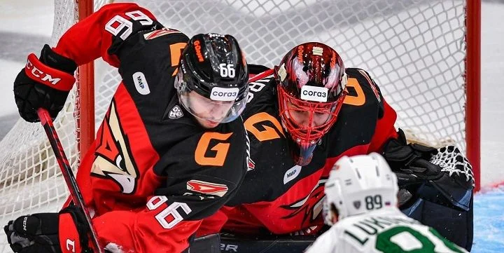 Авангард - Нефтехимик