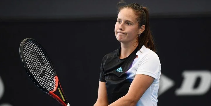 Дарья Касаткина - Варвара Грачева