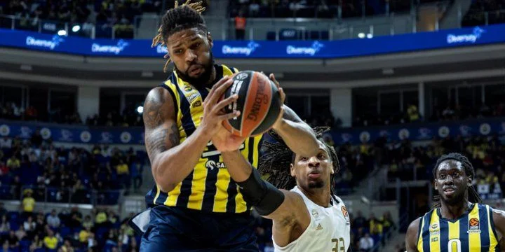 Фенербахче - Монако