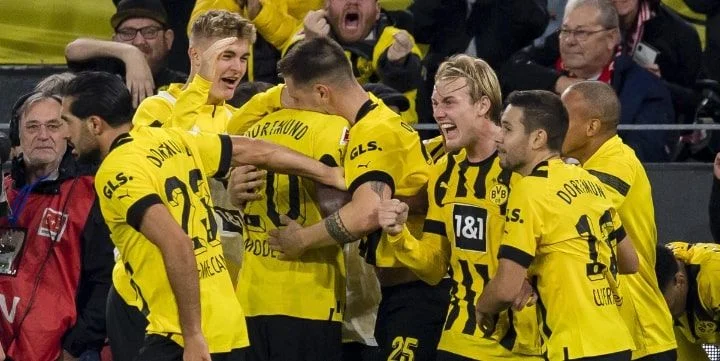 Боруссия Д - Аугсбург Боруссия Д - Аугсбург