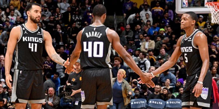 Сакраменто - Филадельфия