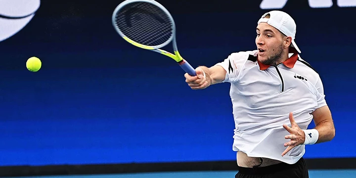 Каичи Учида — Ян-Леннард Штруфф. Прогноз на матч ATP Оттиньи-Лувен-ла-Нев (25 января 2023 года)
