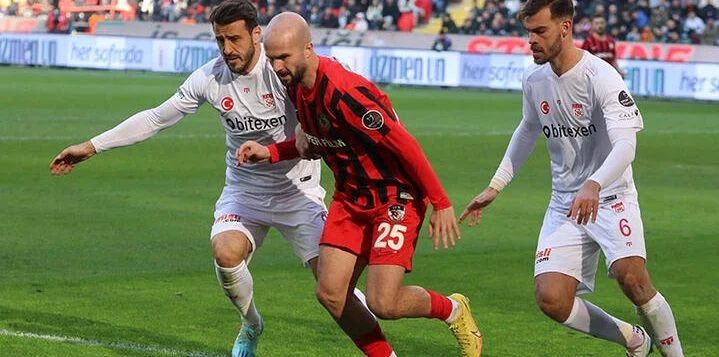 Сивасспор - Адана Демирспор Сивасспор - Адана Демирспор