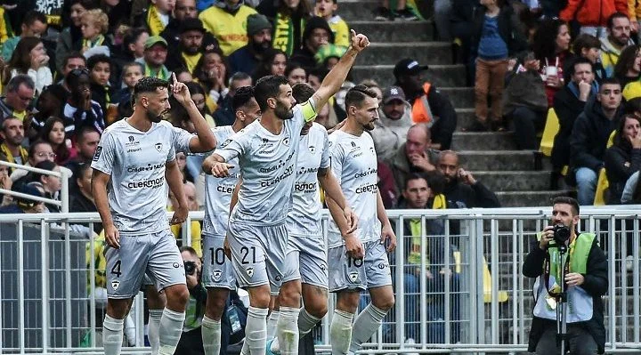 Клермон - Нант Клермон - Нант