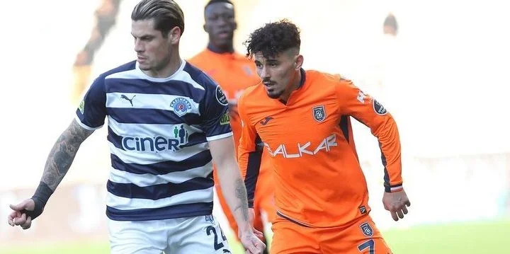 Башакшехир - Коньяспор Башакшехир - Коньяспор