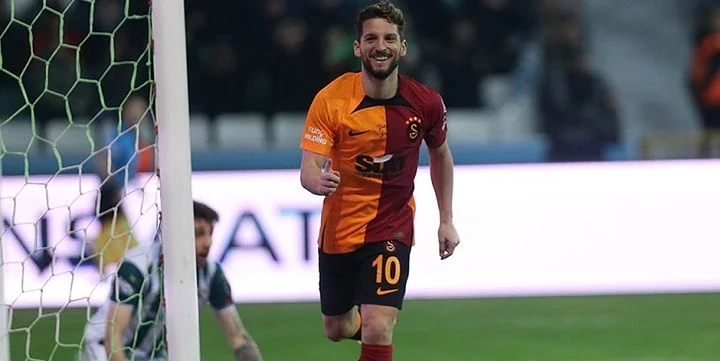 Галатасарай - Умраниспор