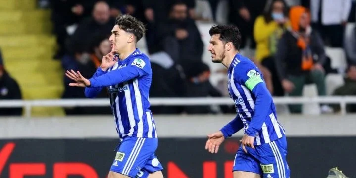 Анортосис - Омония