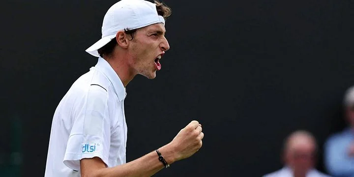 Жомбор Пирош - Уго Умбер Жомбор Пирош - Уго Умбер