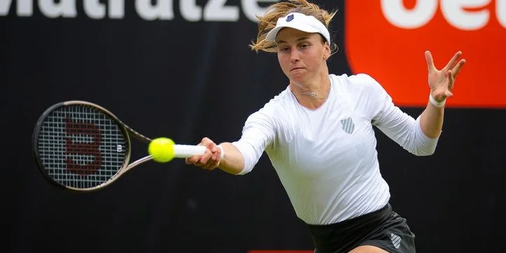 Паула Бадоса - Людмила Самсонова