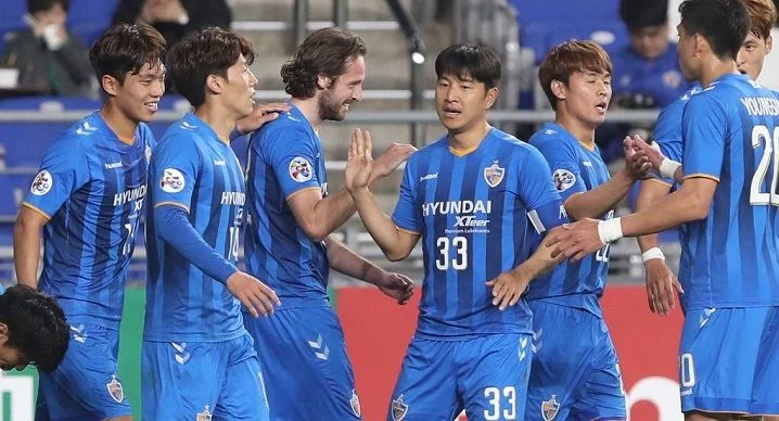 Мидтьюлланн - Ульсан Мидтьюлланн - Ульсан