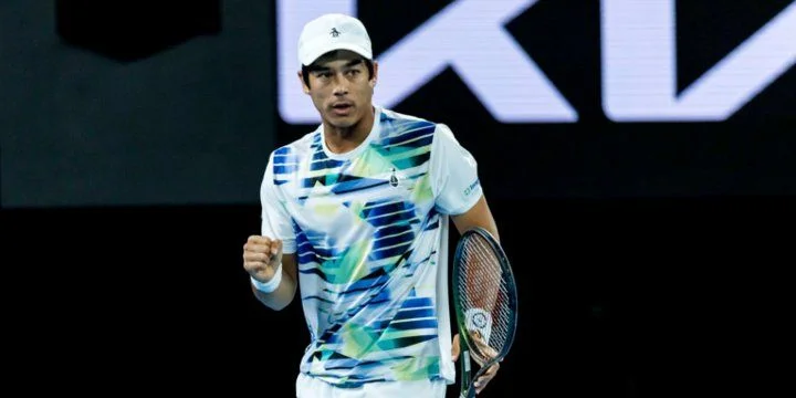 Маккензи Макдональд - Фрэнсис Тиафо